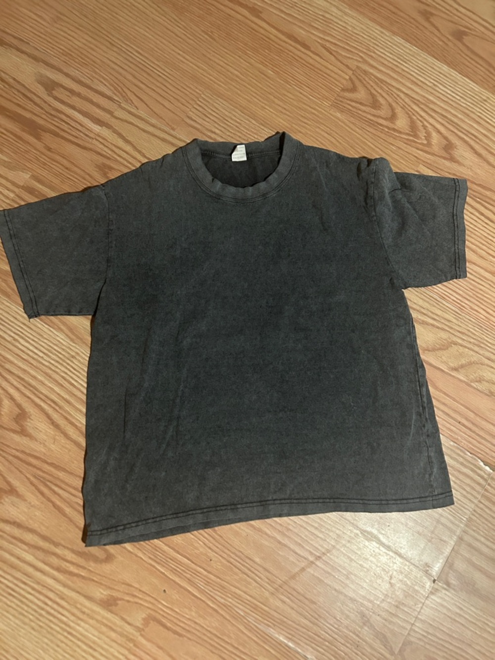 Classic Crewneck Men's T-Shirt in Charcoal Gray